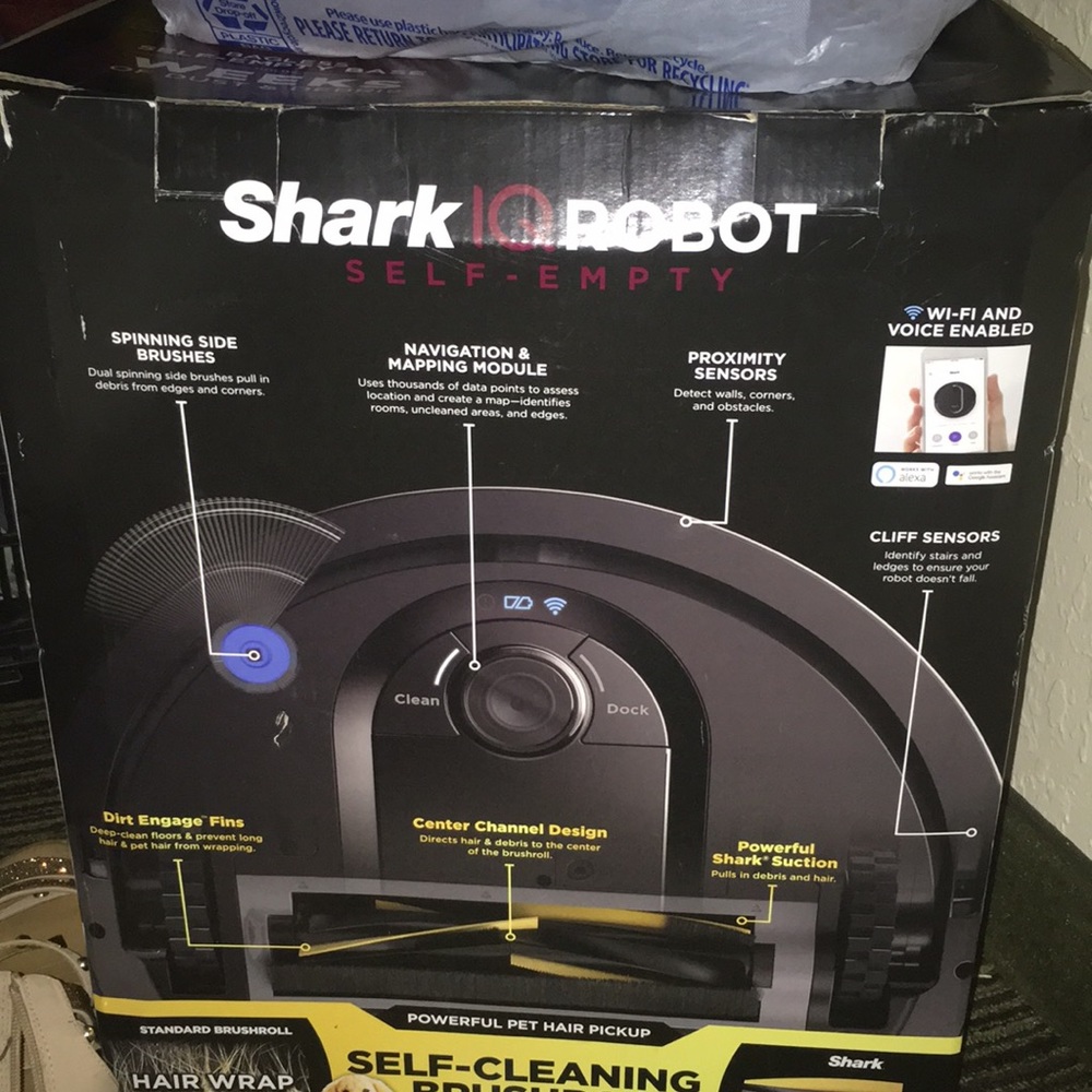 Shark IQ Robot